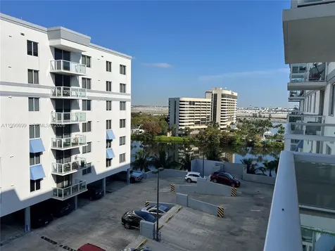 5091 NW 7th Street Miami FL 33126