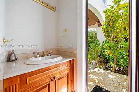 7701 Old Cutler Road Coral Gables FL 33143