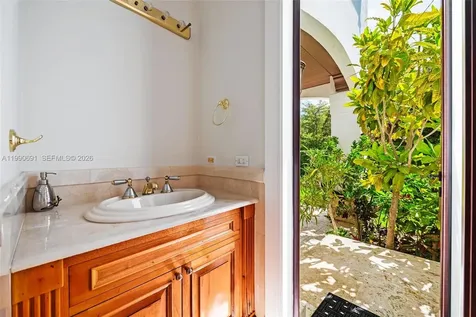 7701 Old Cutler Road Coral Gables FL 33143