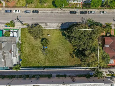1000 SW 30th Avenue Miami FL 33135