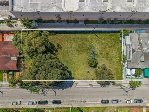 1000 SW 30th Avenue Miami FL 33135