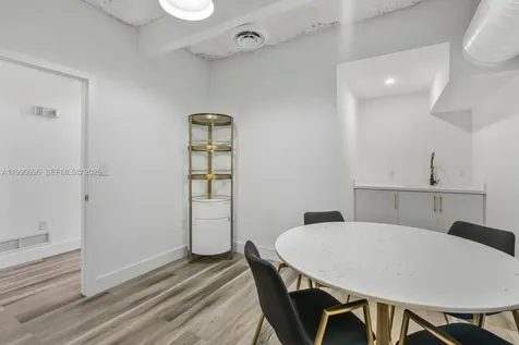 2075 W 76th Street Hialeah FL 33016