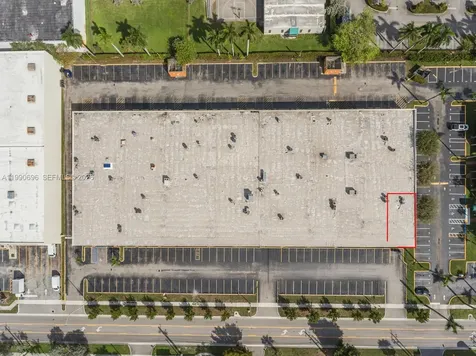 2075 W 76th Street Hialeah FL 33016