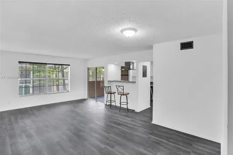 4211 NW 19th Street Lauderhill FL 33313