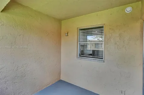 4211 NW 19th Street Lauderhill FL 33313