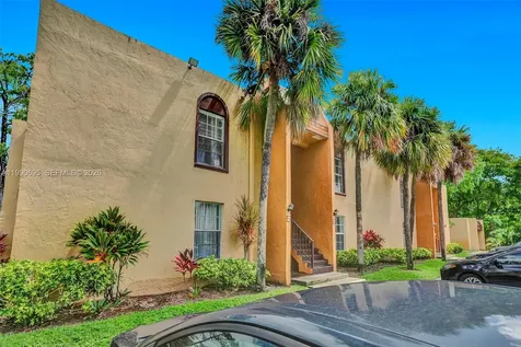4211 NW 19th Street Lauderhill FL 33313
