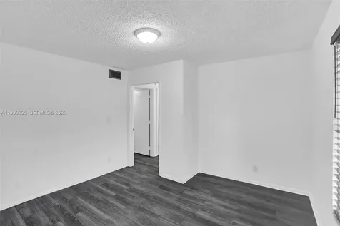 4211 NW 19th Street Lauderhill FL 33313