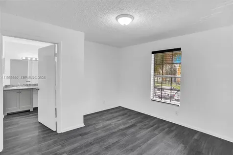 4211 NW 19th Street Lauderhill FL 33313