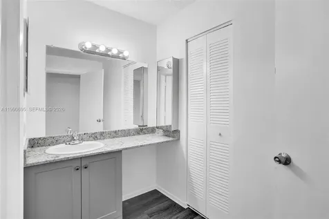 4211 NW 19th Street Lauderhill FL 33313