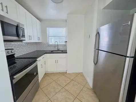 310 Fontainebleau Boulevard Miami FL 33172