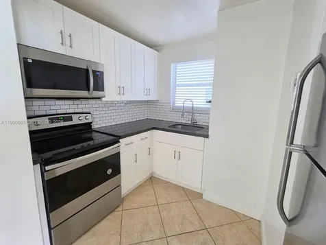 310 Fontainebleau Boulevard Miami FL 33172