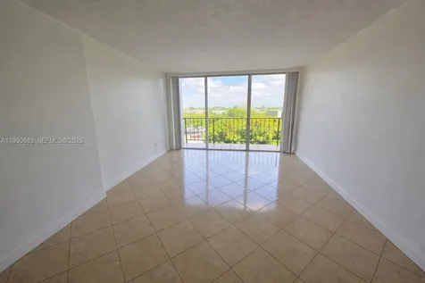 310 Fontainebleau Boulevard Miami FL 33172