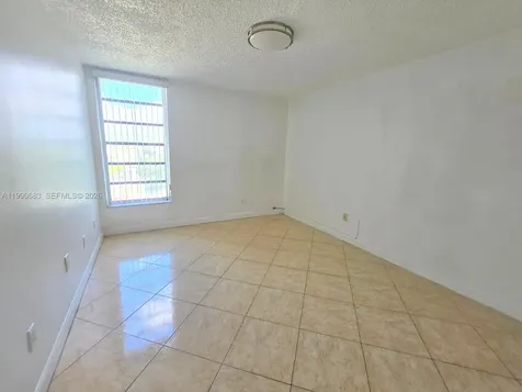 310 Fontainebleau Boulevard Miami FL 33172