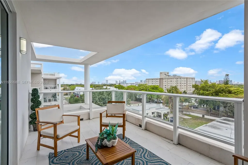 1850 Monroe Street Hollywood FL 33020