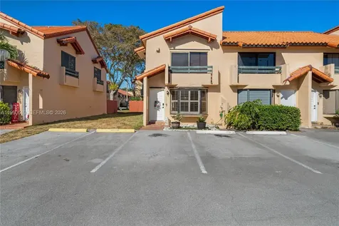 10206 SW 77th Court Miami FL 33156