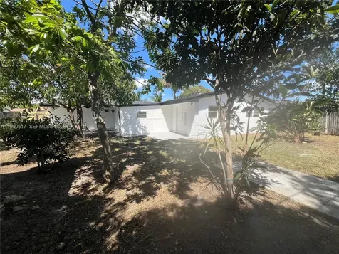 1970 NW 192nd Terrace Miami Gardens FL 33056