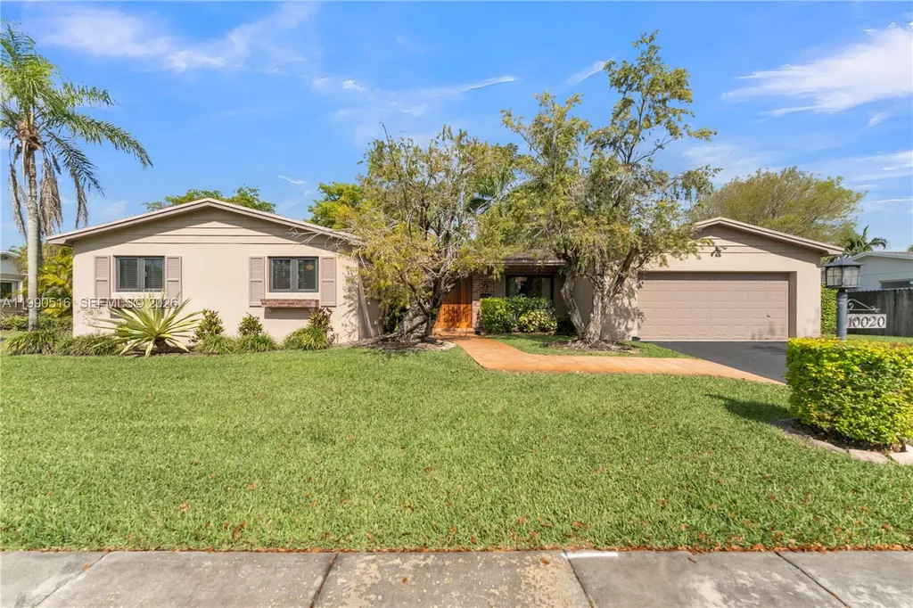 10020 SW 102nd Avenue Road Miami FL 33176