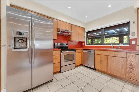 10020 SW 102nd Avenue Road Miami FL 33176