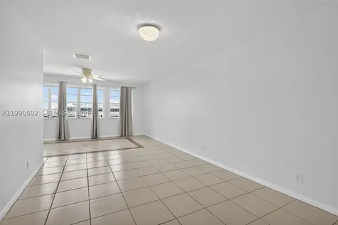 329 SE 3rd Street Hallandale Beach FL 33009