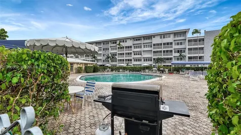 329 SE 3rd Street Hallandale Beach FL 33009
