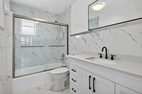 329 SE 3rd Street Hallandale Beach FL 33009