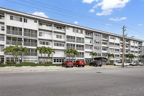 329 SE 3rd Street Hallandale Beach FL 33009