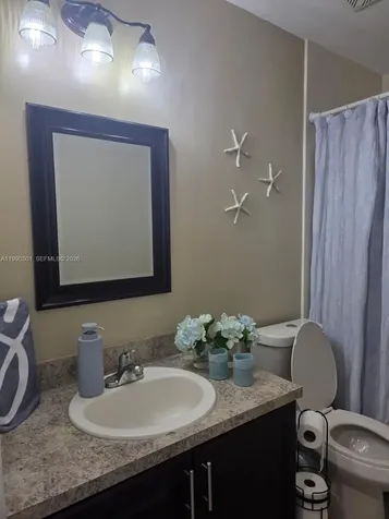 893 SW 120th Way Davie FL 33325