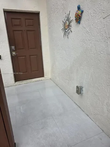 893 SW 120th Way Davie FL 33325