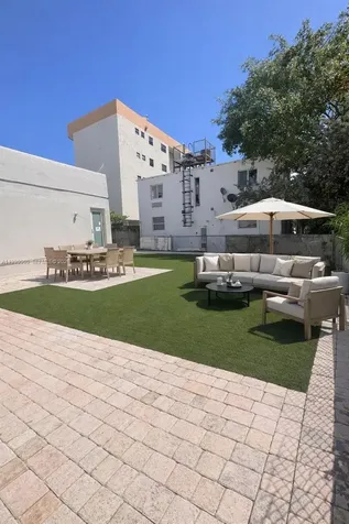 7735 Byron Avenue Miami Beach FL 33141