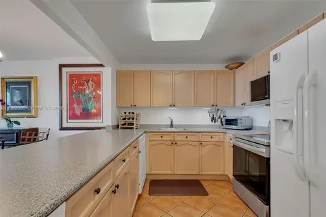 2301 Collins Avenue Miami Beach FL 33139