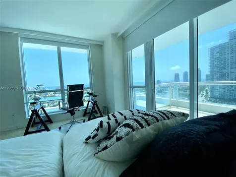 540 West Avenue Miami Beach FL 33139