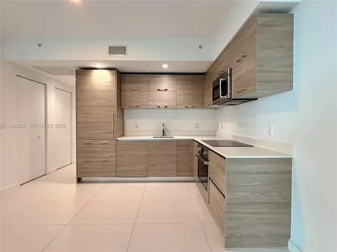 1300 S Miami Miami FL 33130