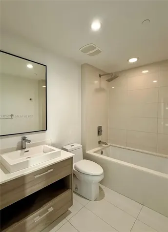 1300 S Miami Miami FL 33130