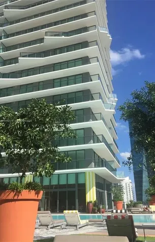 1300 S Miami Miami FL 33130