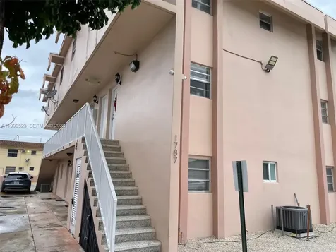 1787 SW 7th Street Miami FL 33135