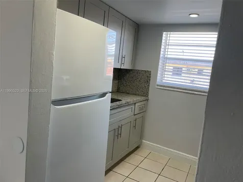 1787 SW 7th Street Miami FL 33135