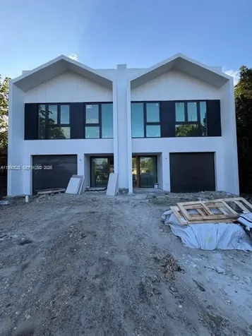2800 SW 38th Court Miami FL 33134