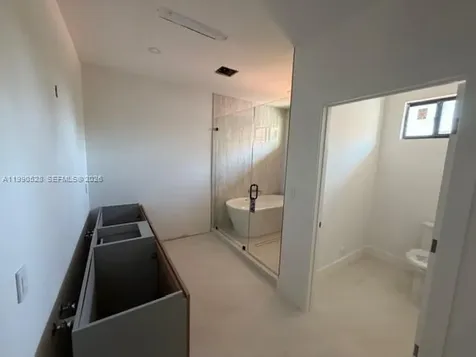 2800 SW 38th Court Miami FL 33134
