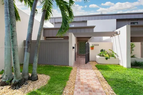 10520 SW 75th Lane Miami FL 33173