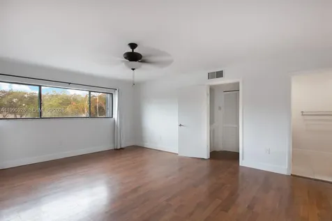 10520 SW 75th Lane Miami FL 33173