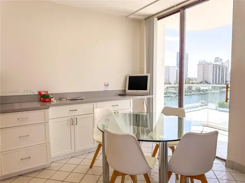 19707 Turnberry Way Aventura FL 33180