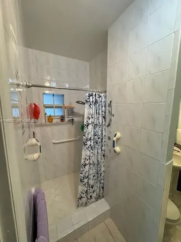 174 E 15th Street Hialeah FL 33010