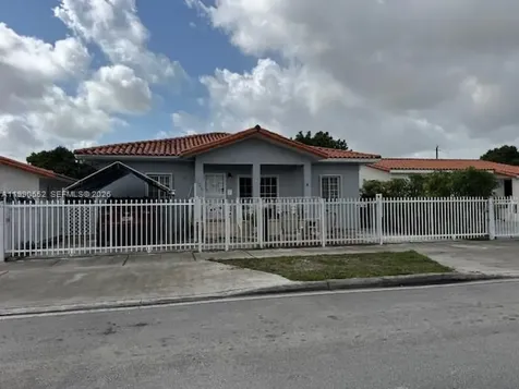 174 E 15th Street Hialeah FL 33010