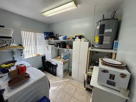 174 E 15th Street Hialeah FL 33010
