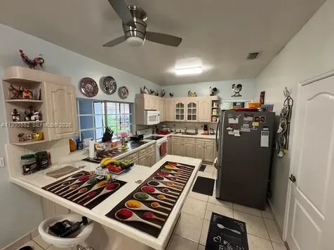 174 E 15th Street Hialeah FL 33010