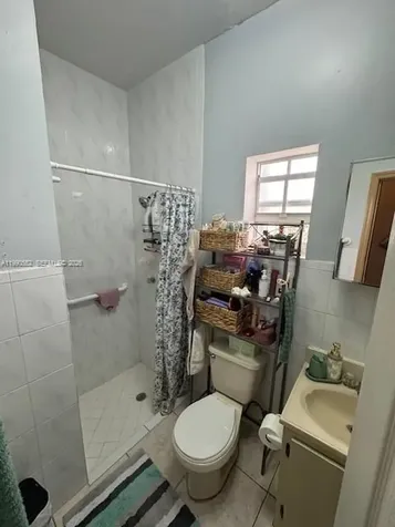 174 E 15th Street Hialeah FL 33010