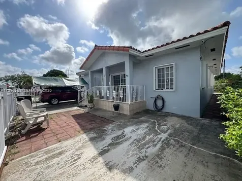 174 E 15th Street Hialeah FL 33010