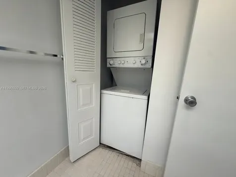 1000 SW 125th Avenue Pembroke Pines FL 33027