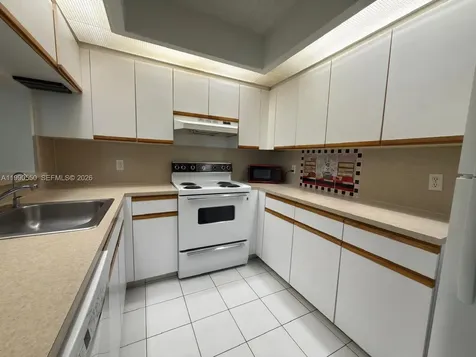 1000 SW 125th Avenue Pembroke Pines FL 33027