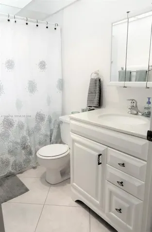 642 N Normandy N Delray Beach FL 33484